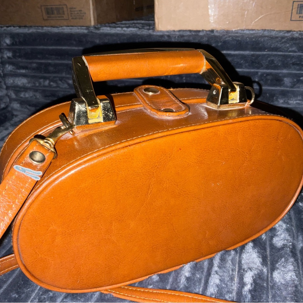 Vintage Cognac Oval Train Case Vanity Bag – Gold Hardware & Mirror